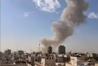 شیراز هدف حمله موشکی قرار گرفت/ تخریب مناطق غیرنظامی و شهادت شهروندان