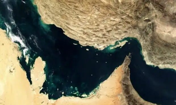 الجزیره از تفاهم هند، ترکیه و عراق با ایران برای عبور کشتی‌ها از تنگه هرمز خبر داد