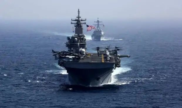 فوری / حمله موشکی ارتش ایران به ناو آبراهام لینکن