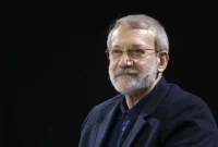 اشک‌های وزیر اقتصاد در مراسم تشیع شهید لاریجانی+ عکس