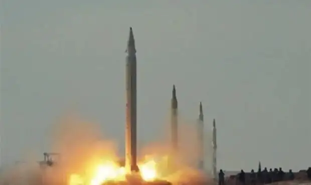 نیرو‌های مسلح تأسیسات آمریکایی را به آتش کشید