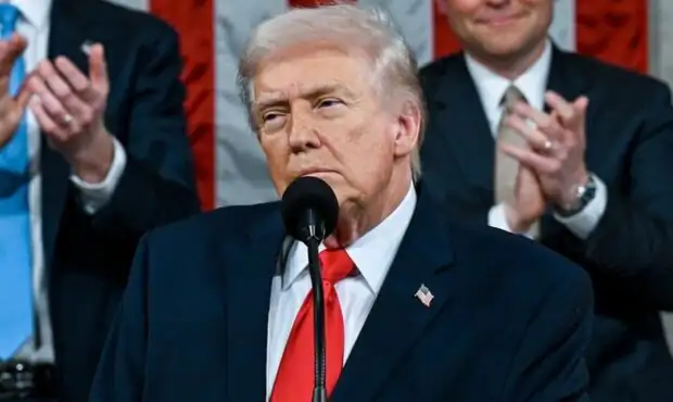 رد ادعای ترامپ درباره تهدید موشکی ایران/  تناقض در اظهارات مدیر سیا