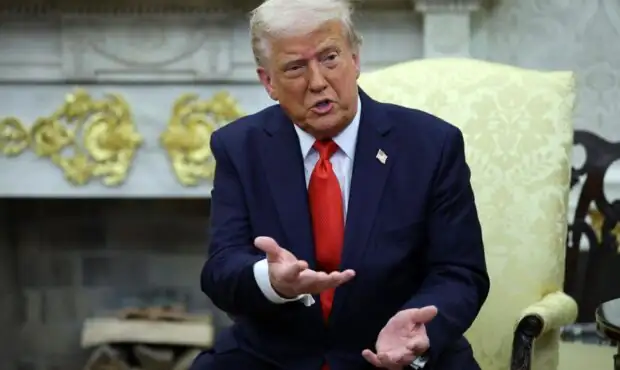 واکنش دستیار سابق اوباما به لغو تحریم‌های نفتی ایران و روسیه در میانه جنگ