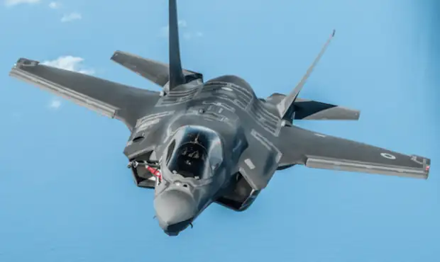 آخرین اخبار از سرنوشت خلبان F-۳۵ آمریکایی هدف قرار گرفته شده/ الجزیره گزارش داد