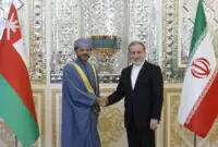 پشت خط تهران و مسقط چه گذشت؟ / گفت‌وگوی عراقچی و البوسعیدی