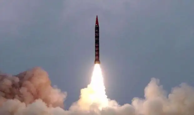 فوری / حمله موشکی به پایگاه‌های آمریکا در اردن + عکس