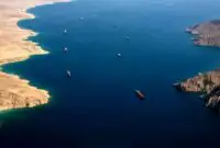 المیادین: هیچ کشتی آمریکایی از تنگه هرمز عبور نکرده / اظهارات ترامپ نمایشی است