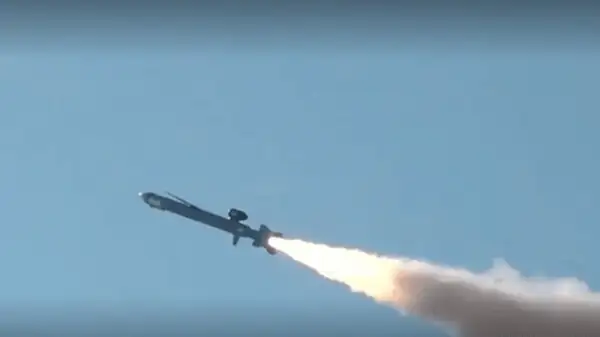 شلیک سلاح مخوف ایران با برد ۱۰۰۰ کیلومتری/ ۳ کشتی رزمی آمریکا غرق شد