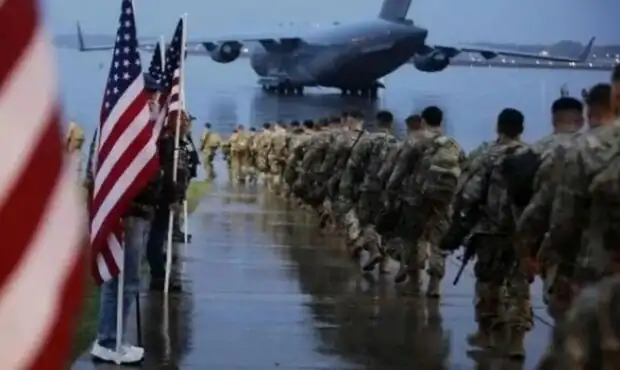 ترامپ در آستانه «قماری خطرناک»/ سناریوی حمله زمینی به ایران روی میز ترامپ در آستانه «قماری خطرناک»/ سناریوی حمله زمینی به ایران روی میز