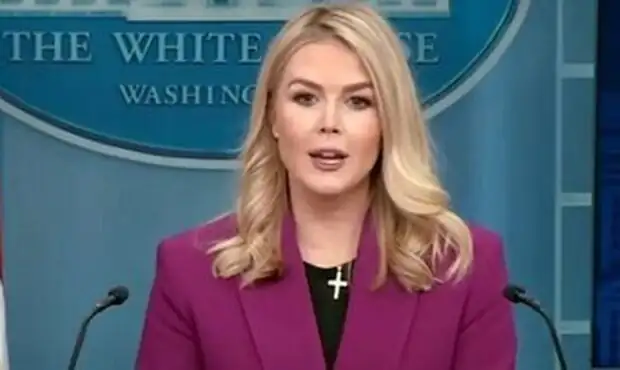 سخنگوی کاخ سفید: ترامپ بدنبال گرفتن هزینه جنگ از کشور‌های عربی است