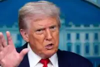 ادعای جدید ترامپ درمورد تنگه هرمز/ کشور‌هایی که نفت ندارند، خودشان تنگه هرمز را تصرف کنند