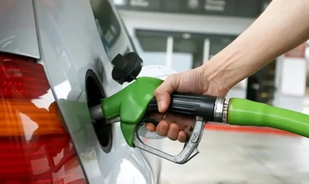 ۱۰ راهکار حیاتی برای نجات از صف‌های بنزین و جلوگیری از اتلاف در شرایط جنگی