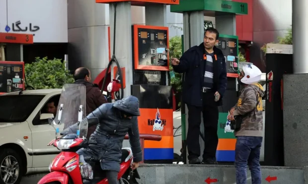 اعلام وضعیت تامین بنزین در شرایط خروج سنگین مردم از شهرها