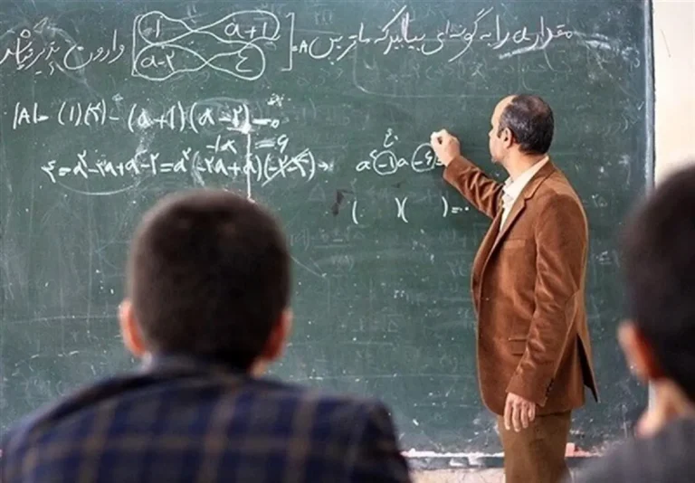 خبر خوش فوری برای ۱۸۵ هزار معلم /  واریز بزرگ حقوق اسفند ماه قطعی شد