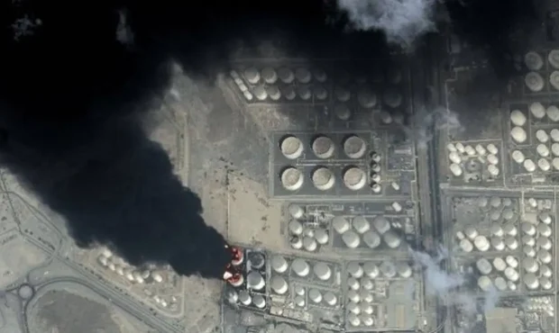 پاسخ ایران به حملات انبار نفت / نابودی سه لجستیک مهم در حاشیه خلیج فارس!