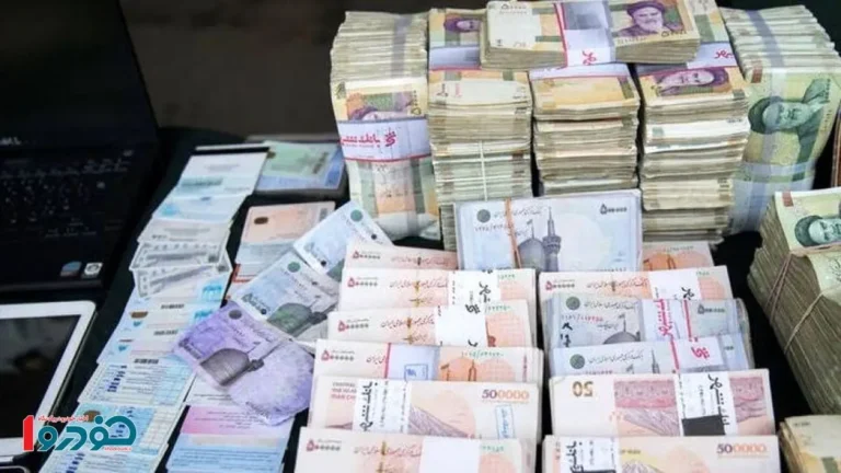 خبر خوش برای بازنشستگان / حساب بانکی‌تان را چک کنید، عیدی واریز شد!
