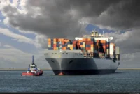 فوری / تصمیم بی‌سابقه بهارستان برای اخذ عوارض از شاهرگ نفت جهان!