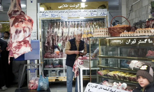 خبر مهم از ذخیره سازی سنگین گوشت در تهران / تمام مردم بخوانند خبر مهم از ذخیره سازی سنگین گوشت در تهران / تمام مردم بخوانند