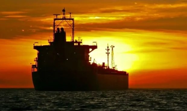 فوری | همزمان با پذیرش آتش بس اتفاق افتاد؛ قیمت نفت به کمتر از صد دلار رسید