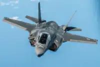 گشت‌زنی دو بالگرد برای یافتن خلبان F_۳۵ ساقط شده آمریکایی