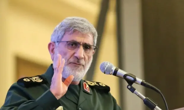 پیام مهم سردار قاآنی به ترامپ / فرمانده ناو جرالد فورد را اخراج کنید!