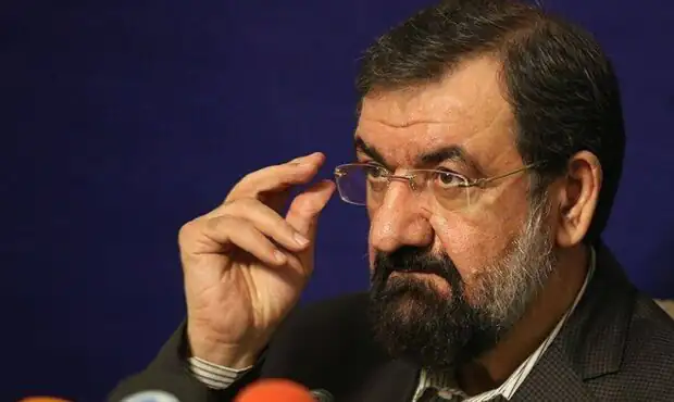 پیام محسن رضایی به آمریکا / باید ترامپ را برکنار کنید!