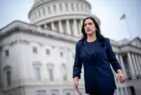 نماینده کنگره آمریکا خواهان برکناری ترامپ شد/ ترامپ تهدیدی برای جهان است