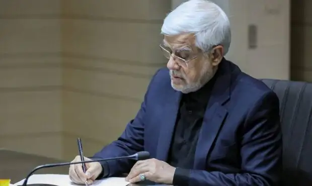 درخواست عارف از دانش‌آموختگان دانشگاه صنعتی شریف