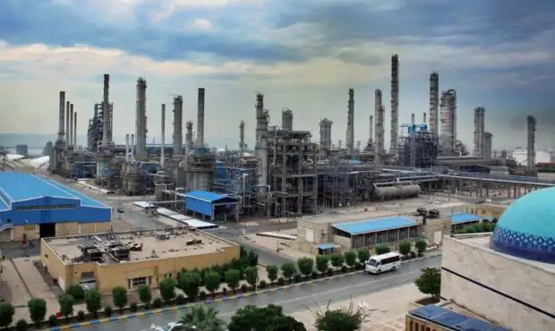 گزارش کامل از حمله دشمن به پتروشیمی‌های عسلویه شامل جم، دماوند و مبین، و پتروشیمی شیراز / پتروشیمی‌های مبین و دماوند از کار افتادند