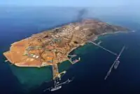 حمله موشکی به جزیره خارگ/صدای چند انفجار شنیده شد