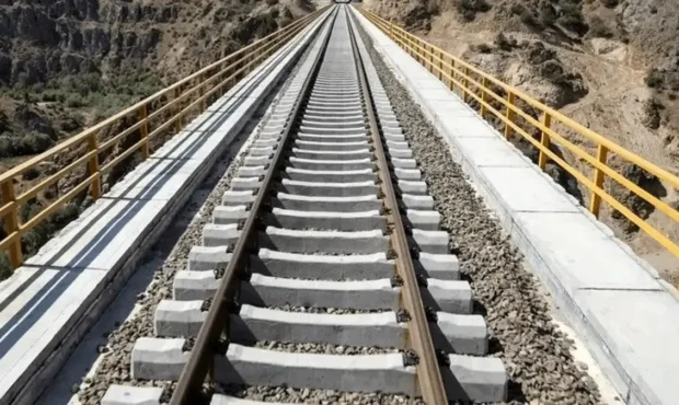 فوری/ کدام زیرساخت‌های ریلی و جاده‌ای کشور امروز هدف حمله قرار گرفت؟