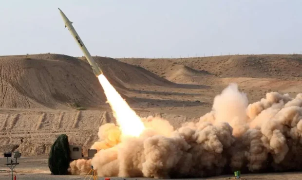 پاسخ قاطع ایران به نقض آتش‌بس / تاسیسات امارات و کویت هدف قرار گرفت