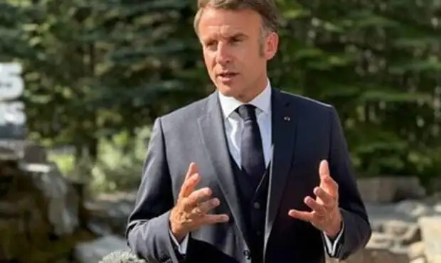 رئیس جمهور فرانسه در موضوع آتش‌بس طرف ایران را گرفت