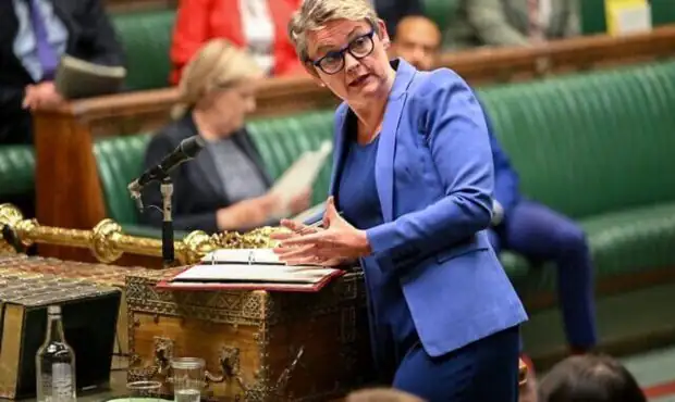 حمایت انگلیس از شرط ایران برای توافق / متحد بزرگ آمریکا زیر میز زد