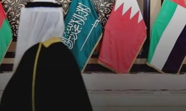 افشاگری تلگراف؛ جنگ ترامپ چه بلایی بر سر اقتصاد شیخنشینها آورد؟ افشاگری تلگراف؛ جنگ ترامپ چه بلایی بر سر اقتصاد شیخنشینها آورد؟