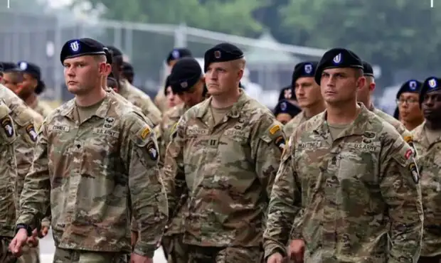 تصمیم جدید ترامپ برای اعزام نیرو به خاورمیانه / ناو بوش و لشکر ۸۲ هوابرد ارتش آمریکا برای ورود آماده می‌شوند