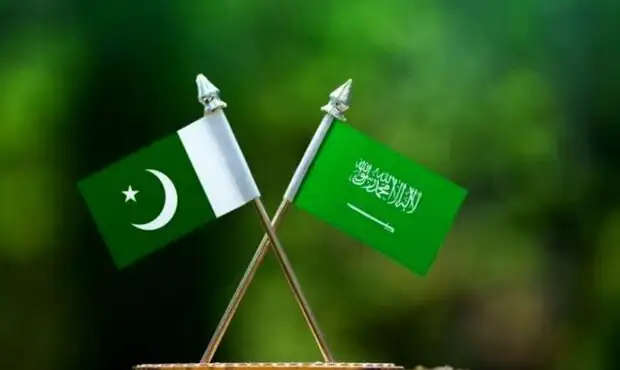 فوری / ورود نیروهای نظامی پاکستان به پایگاه هوایی ملک عبدالعزیز