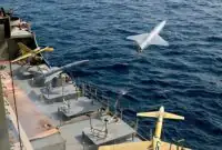 فوری/ ناو آمریکایی در تنگه هرمز متوقف شد