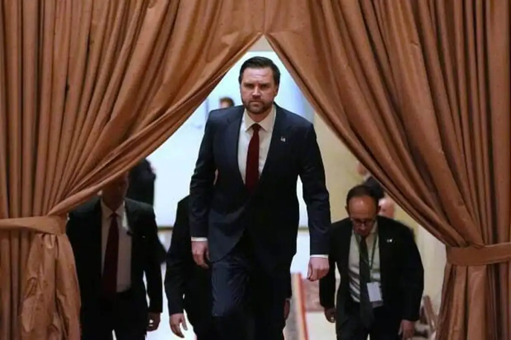 دلیل عجیب ترامپ برای شرکت نکردن ونس در مذاکرات اسلام‌آباد