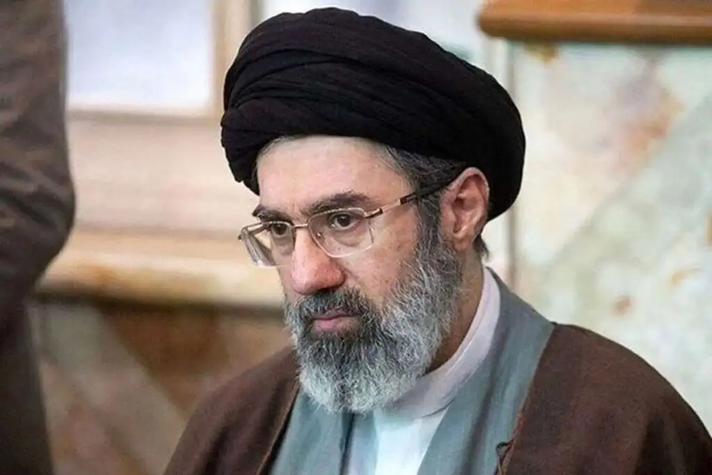 توئیت رهبری در واکنش به گزافه گویی ترامپ