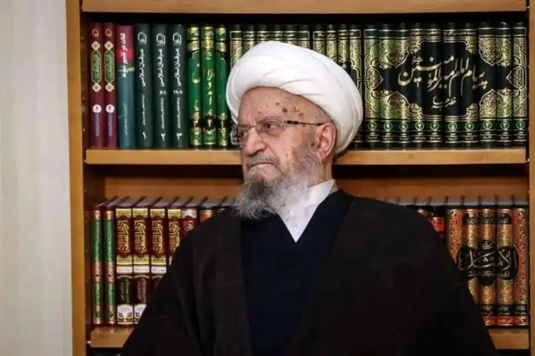 استفتا از آیت الله مکارم‌شیرازی درباره تشرف به حج امسال با توجه به شرایط جنگی