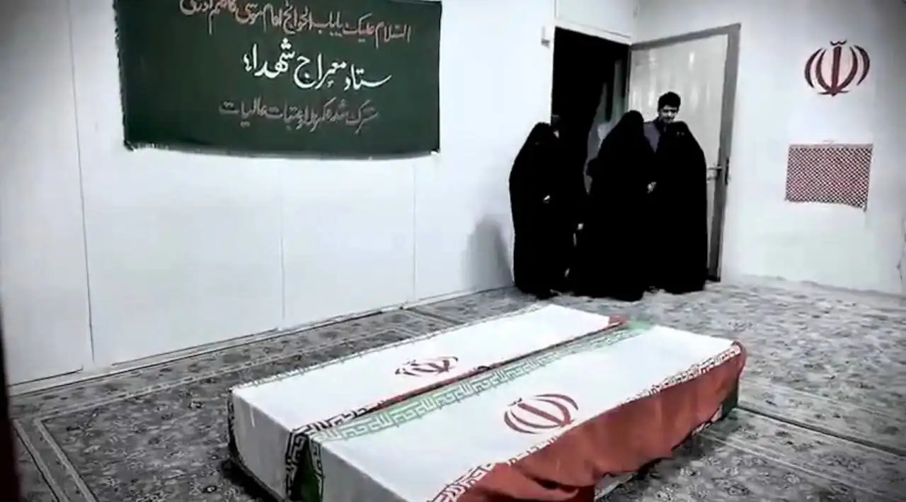 این تصاویر برای همه مناسب نیست! / تصاویری از پیکر شهید لاریجانی و فرزندش منتشر شد