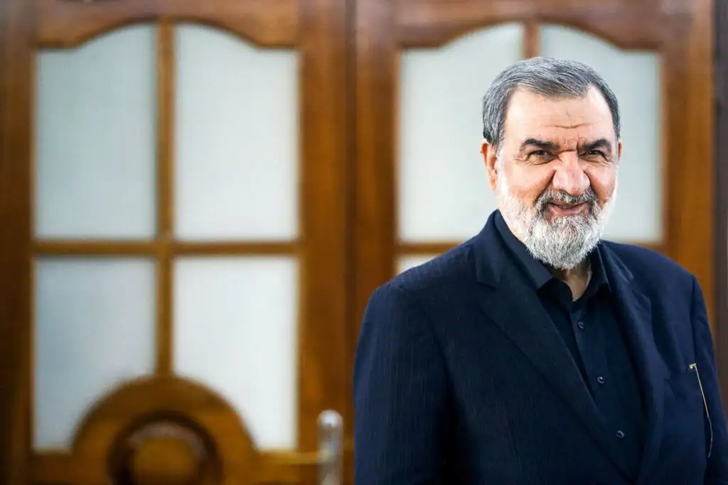 برنامه اسرائیل برای ترور رهبر انقلاب / محسن رضایی توضیح داد
