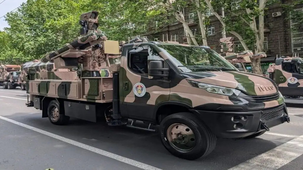 نگهبانی «مجید» از آسمان تهران تا قفقاز
