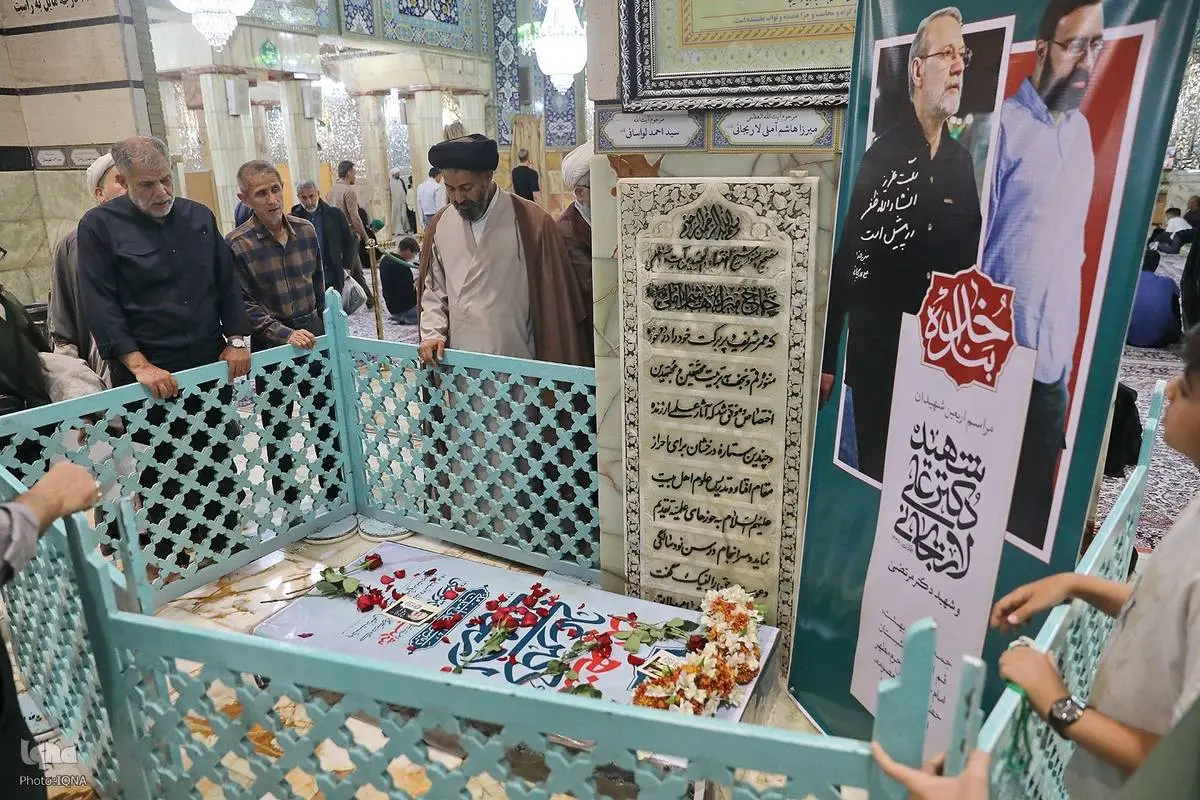 تصاویر دیده نشده از آرامگاه شهید علی لاریجانی