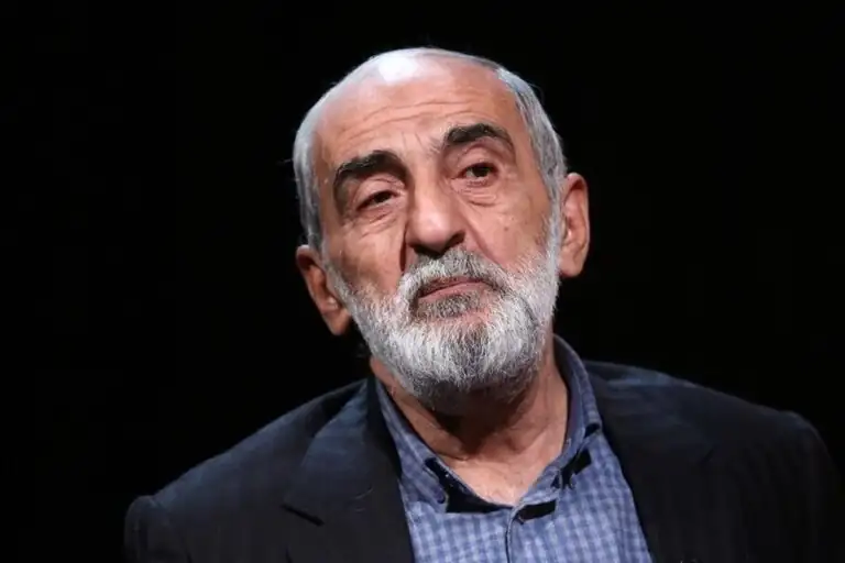 شریعتمداری: باب‌المندب را هم ببندید / این گره با بستن باز می‌شود