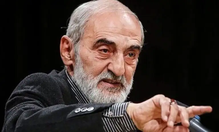 درخواست روزنامه کیهان برای حمله به اروپا / شریعتمداری به سیم آخر زد