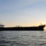هشدار نیروی دریایی سپاه به تمامی شناورها/ تردد از تنگه هرمز با شرایط جدید