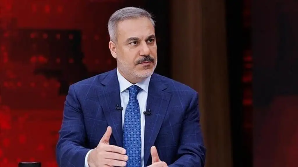 فیدان: امکان استفاده از زور برای بازگشایی تنگه هرمز وجود ندارد