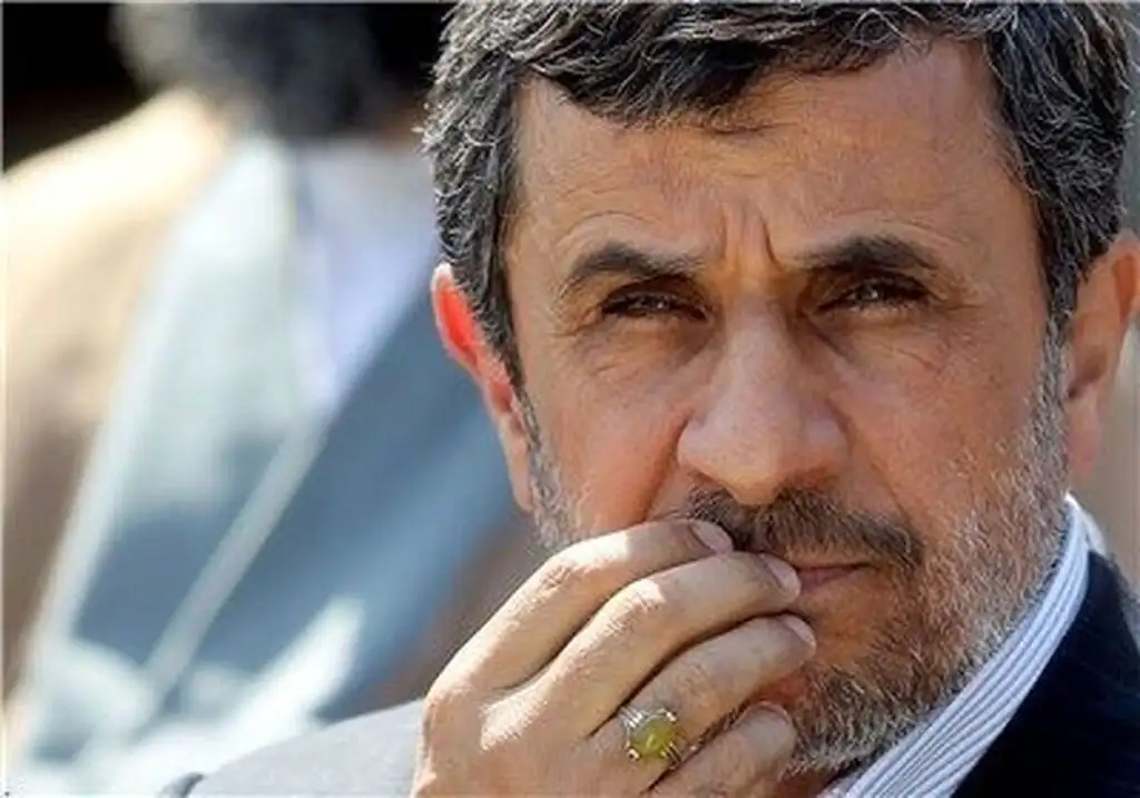 ادعای عجیب نیویورک تایمز: احمدی‌نژاد گزینه آمریکا برای رهبری ایران بود
